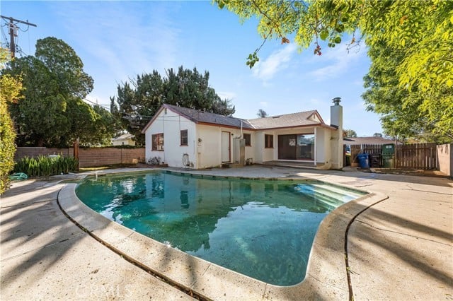 20749 Schoolcraft St