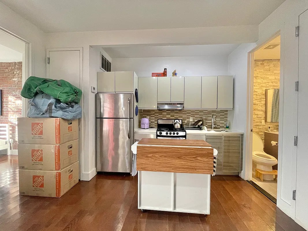 204 Starr St 3R