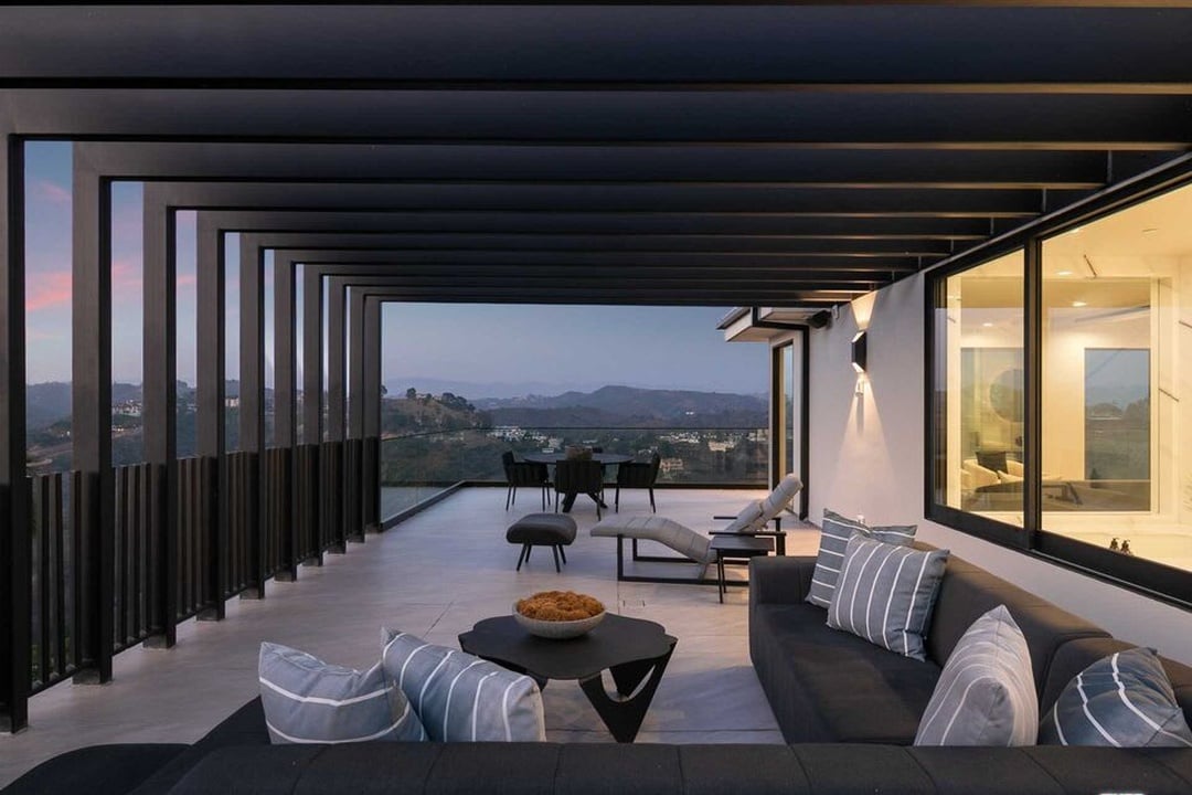 Legacy House