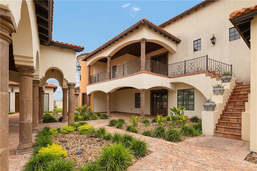 La Hacienda