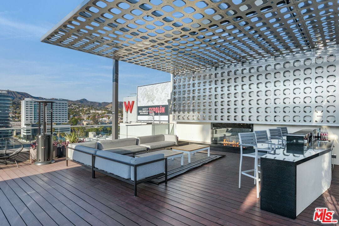 6250 Hollywood Blvd, #14H