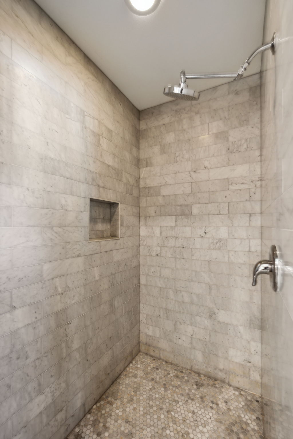 260 E Edgewood Pl