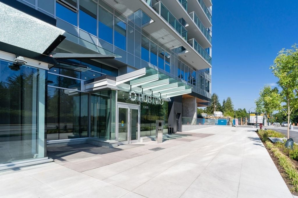13655 Fraser Hwy, #1811