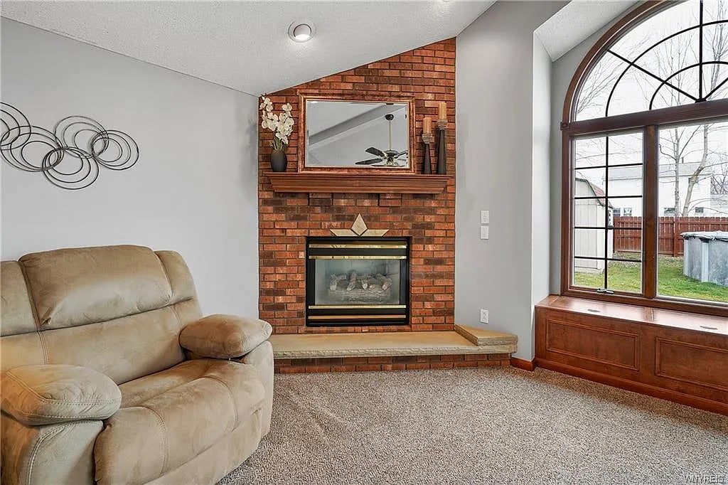 208 Kaymar Dr