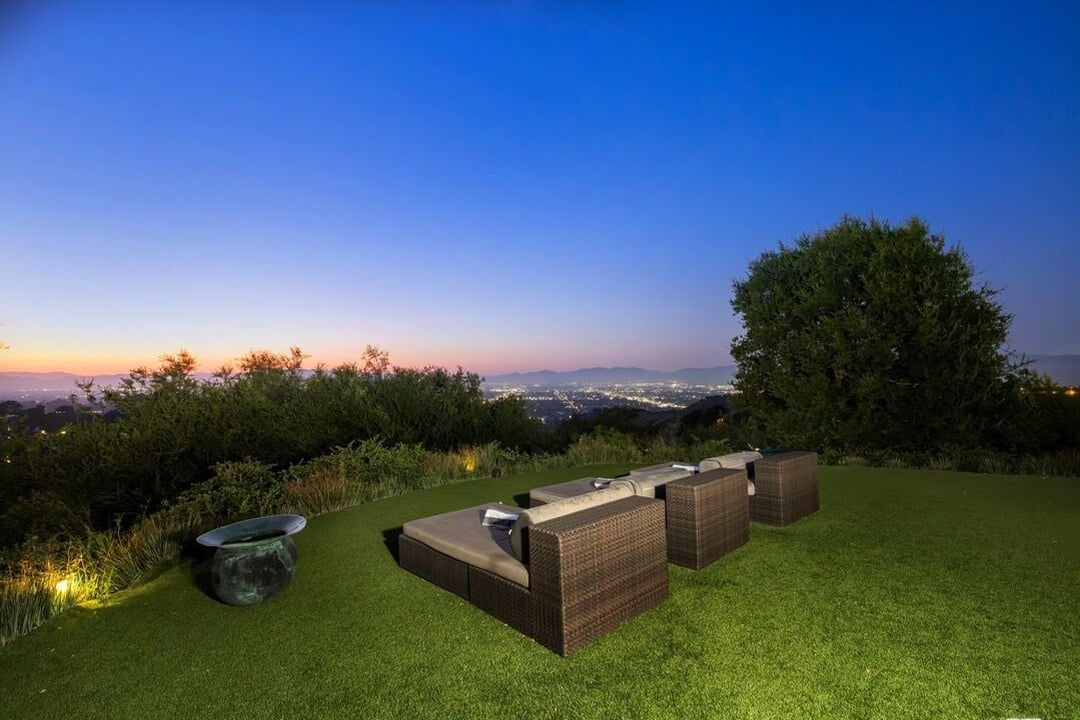 Stone Ridge Ln, 90077