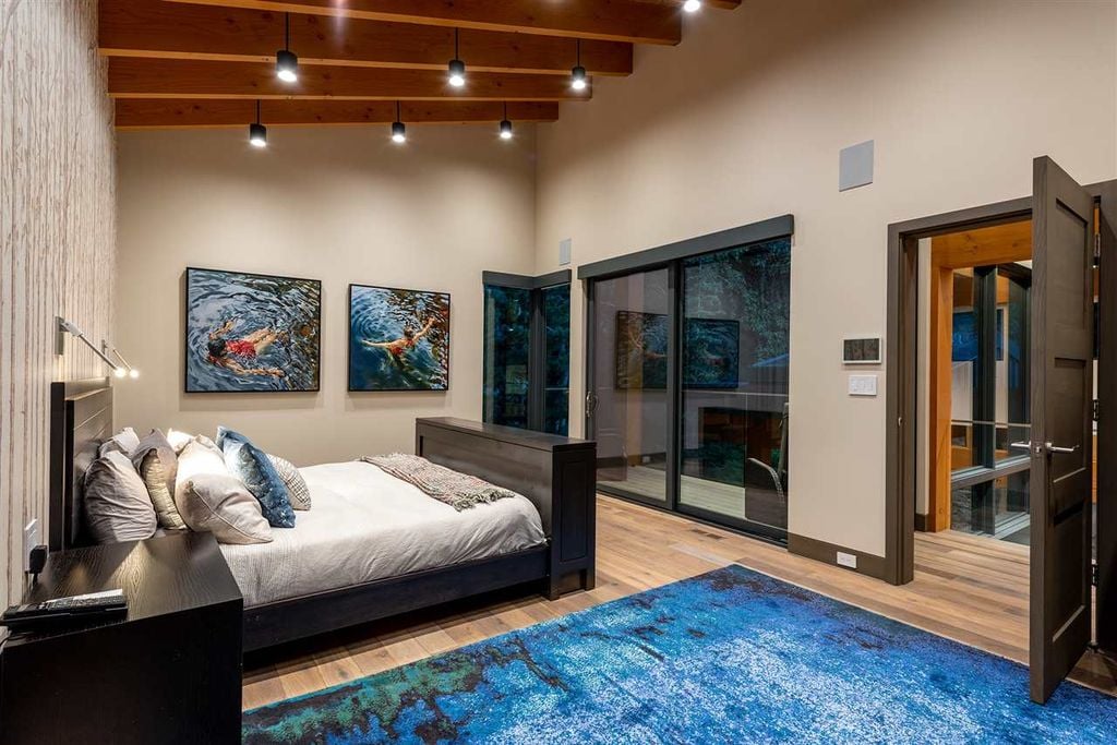 7346 Toni Sailer Ln