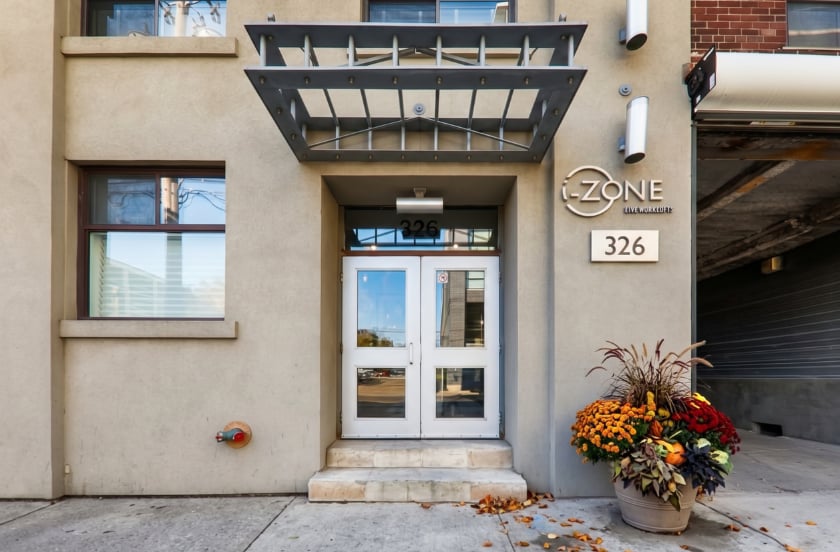 326 Carlaw Avenue 118