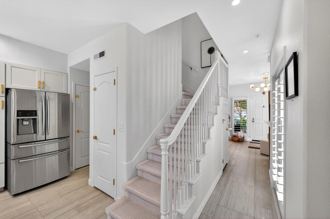 701 Woodside Way, #A