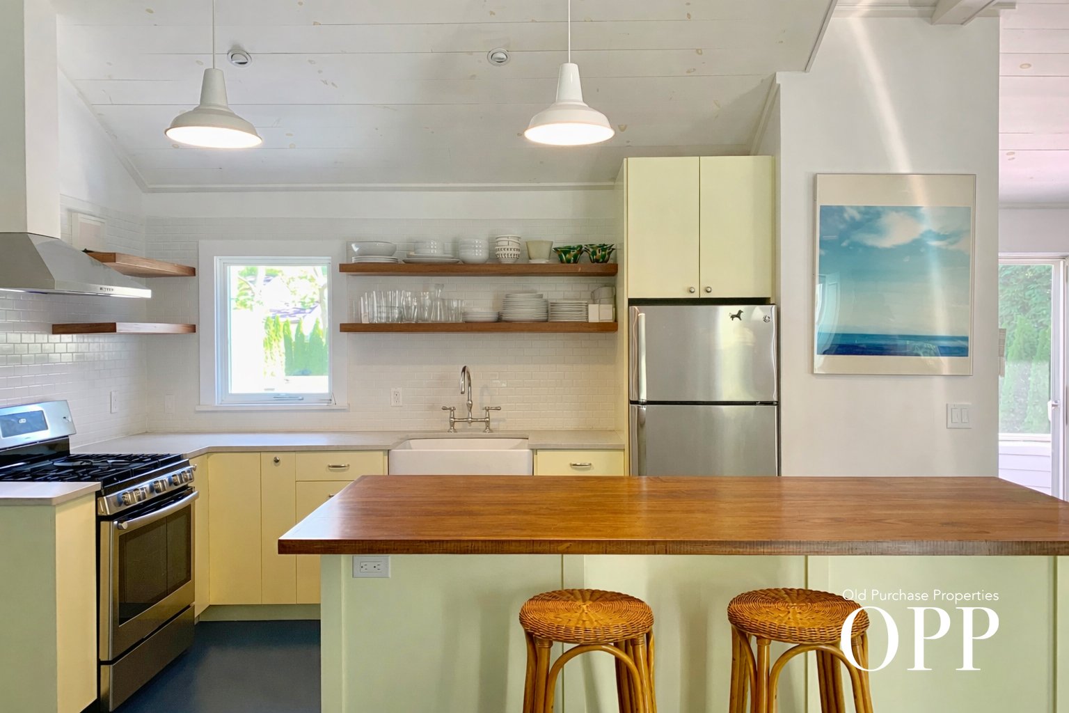 A Relaxed Bellport Summer Retreat