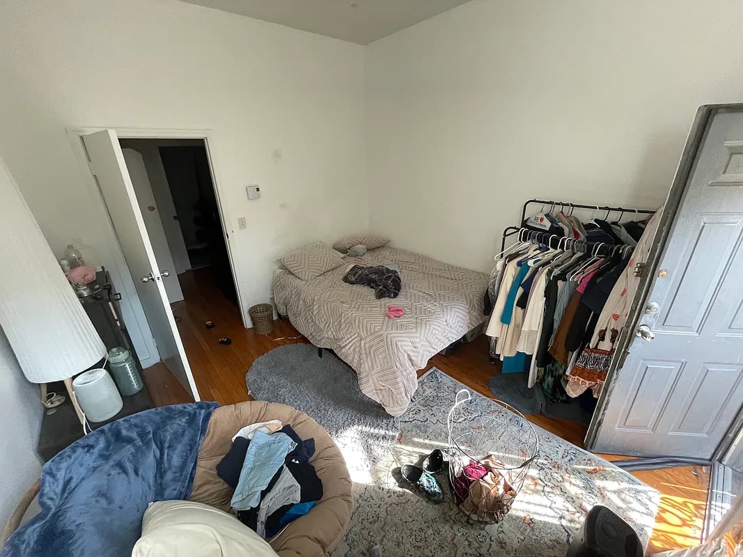 1399 Greene Ave 1B