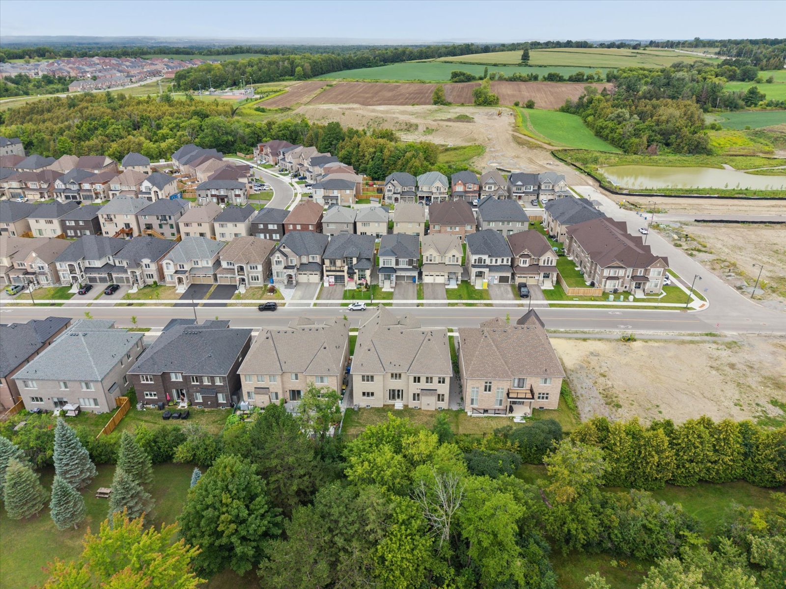 72 Silk Twist Drive, East Gwillimbury