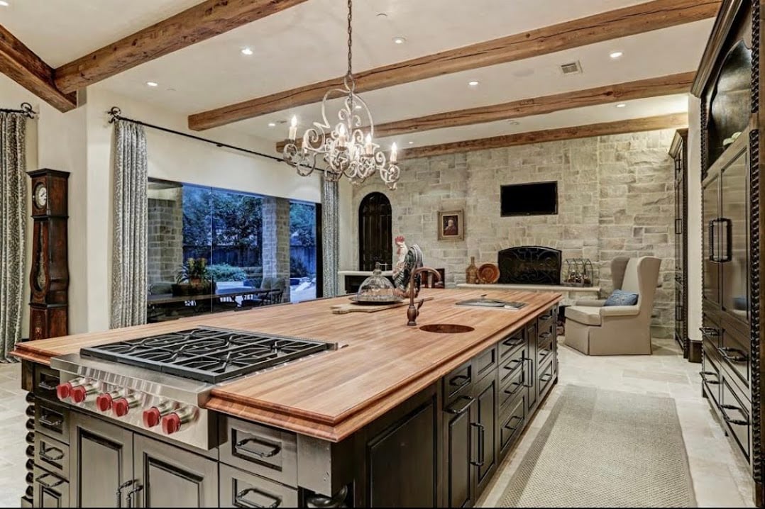 Spanish/Tuscan Influence