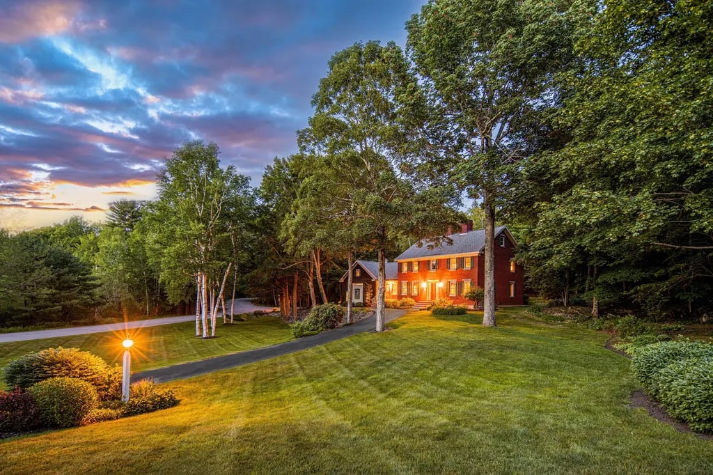 Home for Sale- 5 Pioneer Circle, Gorham
