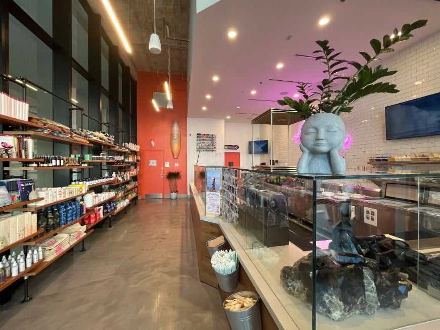 Naftali Group Expands Retail Offerings at JEM Private Residences with ITO•Kaya and SunLife Organics at Miami Worldcenter