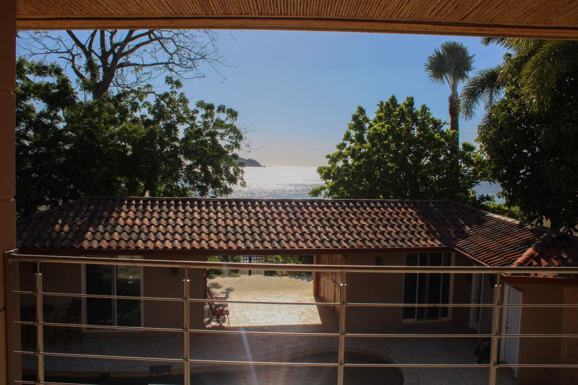Casa Oltmann - Oceanfront Playa Potrero