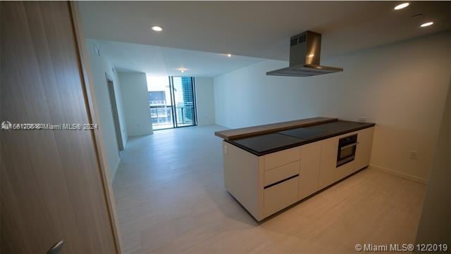 1000 Brickell Plz Unit 4905