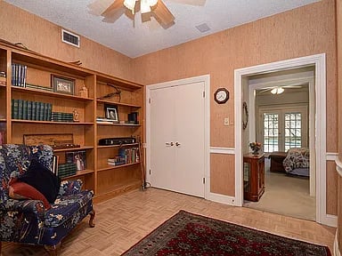 414 Cliffside Dr
