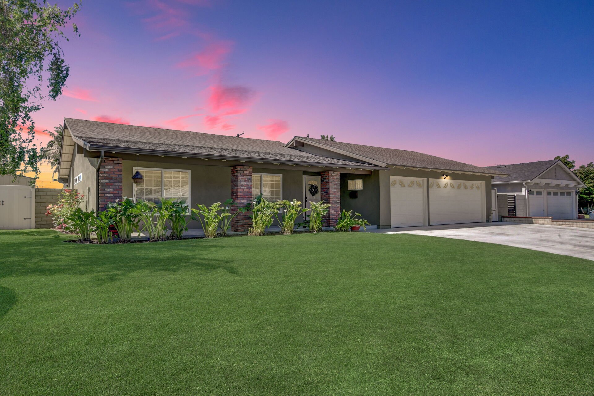 1298 Oak Ridge Drive