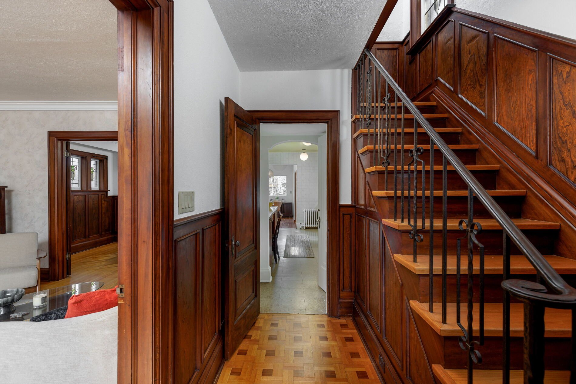 Detached Leaside Family Home