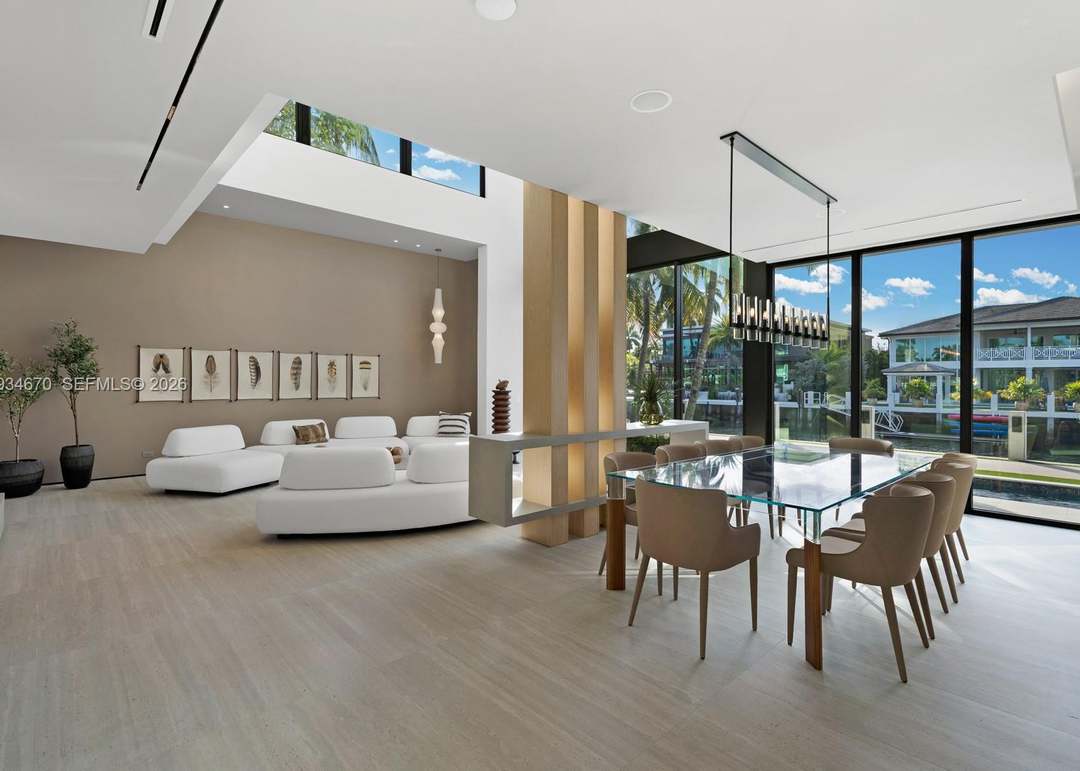 641 Flamingo Dr
