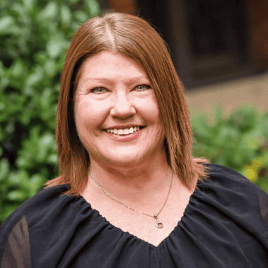 Pattie Carter Asheville, NC Real Estate Agent Headshot