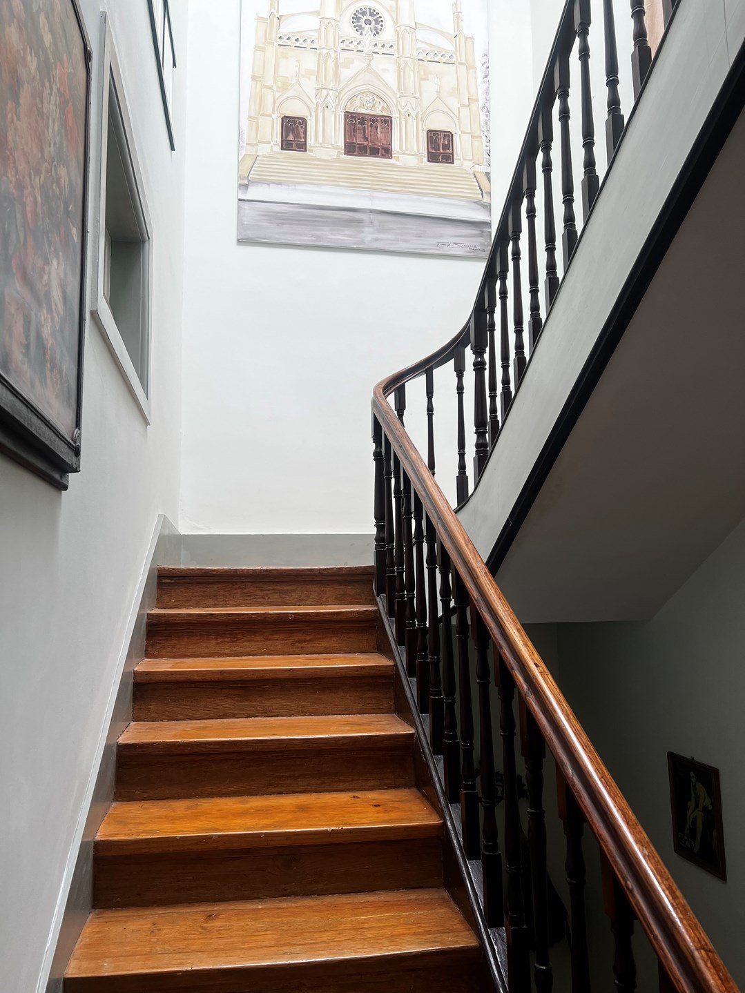 Traditional Four Story Building with Exceptional Investment Potential on Rua do Almada Porto