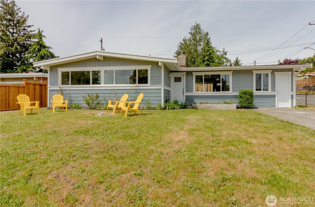 9203 29th Avenue SW