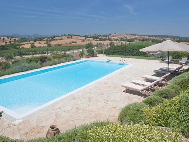 The White Retreat Tuscan House