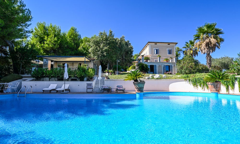 Villa With Stunning Seaview in Civitanova Marche, Le Marche