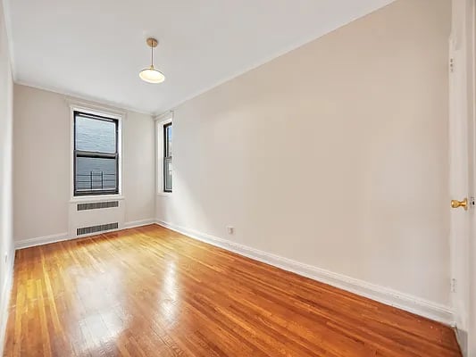 657 East 26th Street #5R