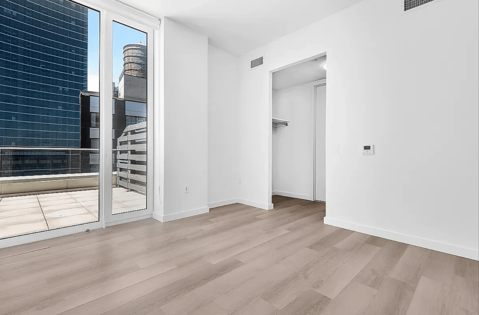 29-17 40th Ave 904
