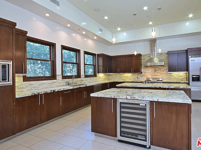 4709 Caritina Dr