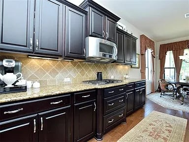 101 Desert Forest Ct