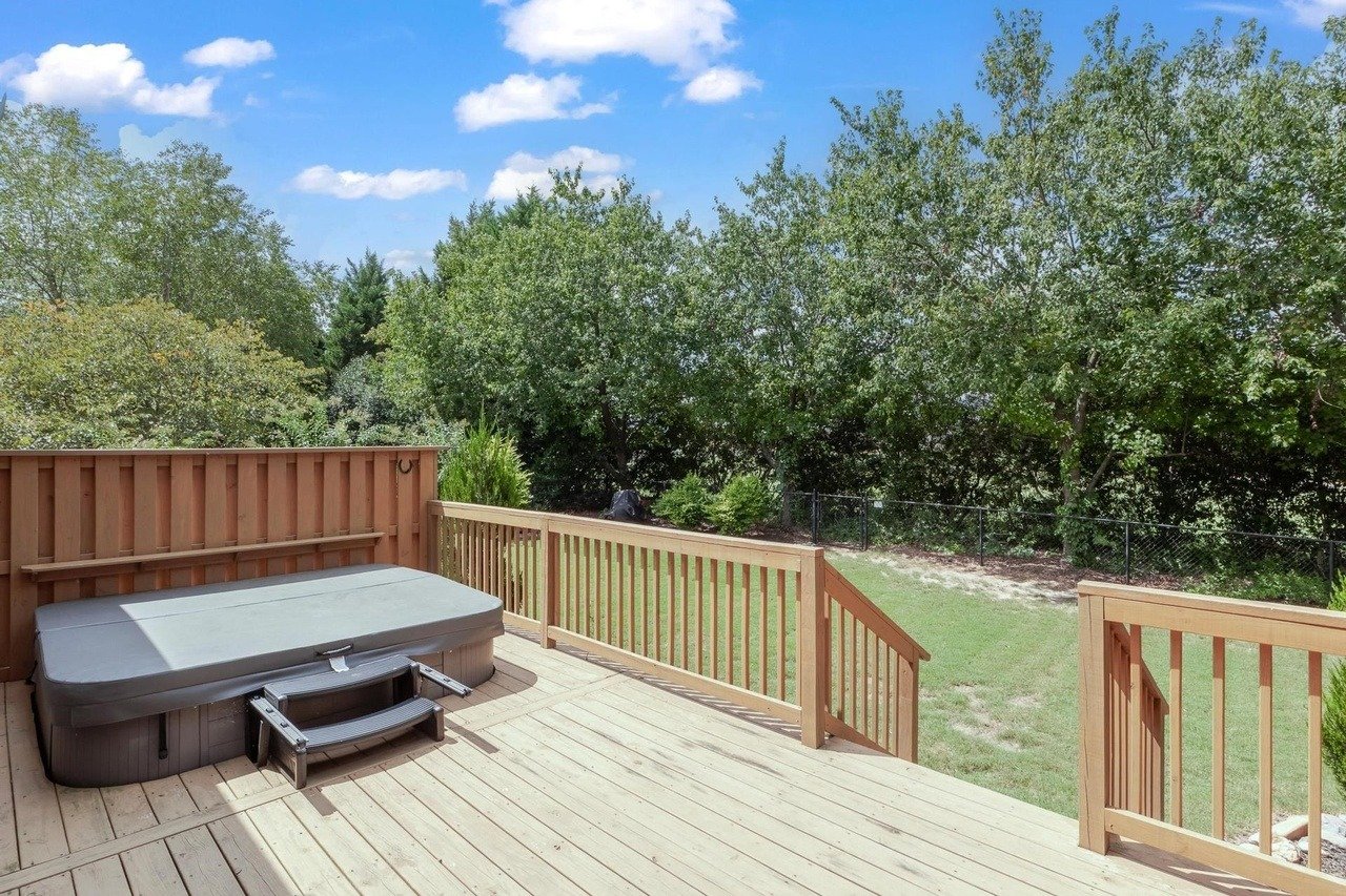 223 Kintyre Dr