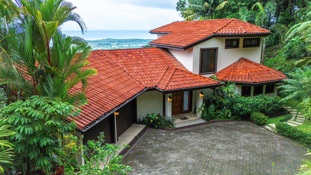 Private Luxury Villa with Whale Tail Ocean View Close to Downtown Uvita