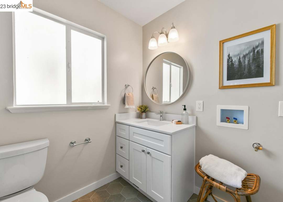 2309 Edna St