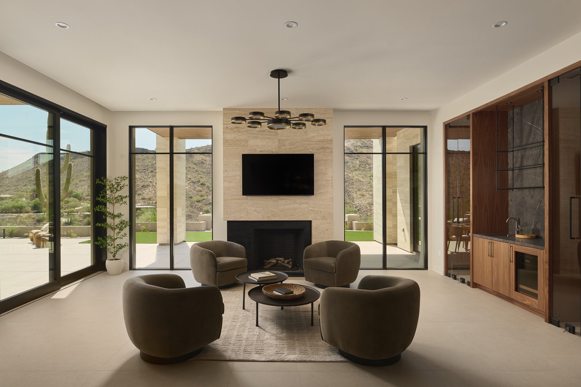 9619 N SOLITUDE Canyon