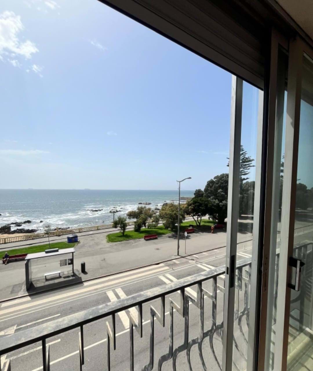 Spectacular 2+1-Bedroom Apartment with Panoramic Ocean Views in Foz do Douro