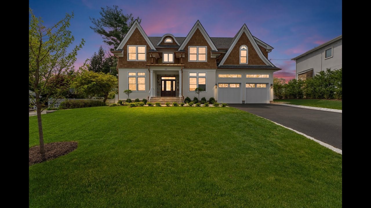 Exquisite Hamptons-Inspired Luxury in Paramus: Where Timeless Elegance Meets Modern Design!