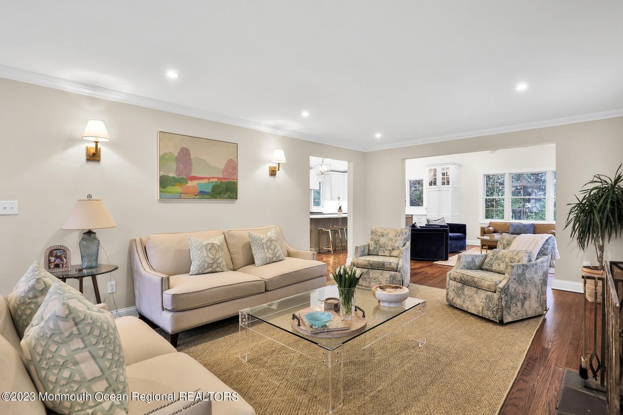 115 Woodland Dr