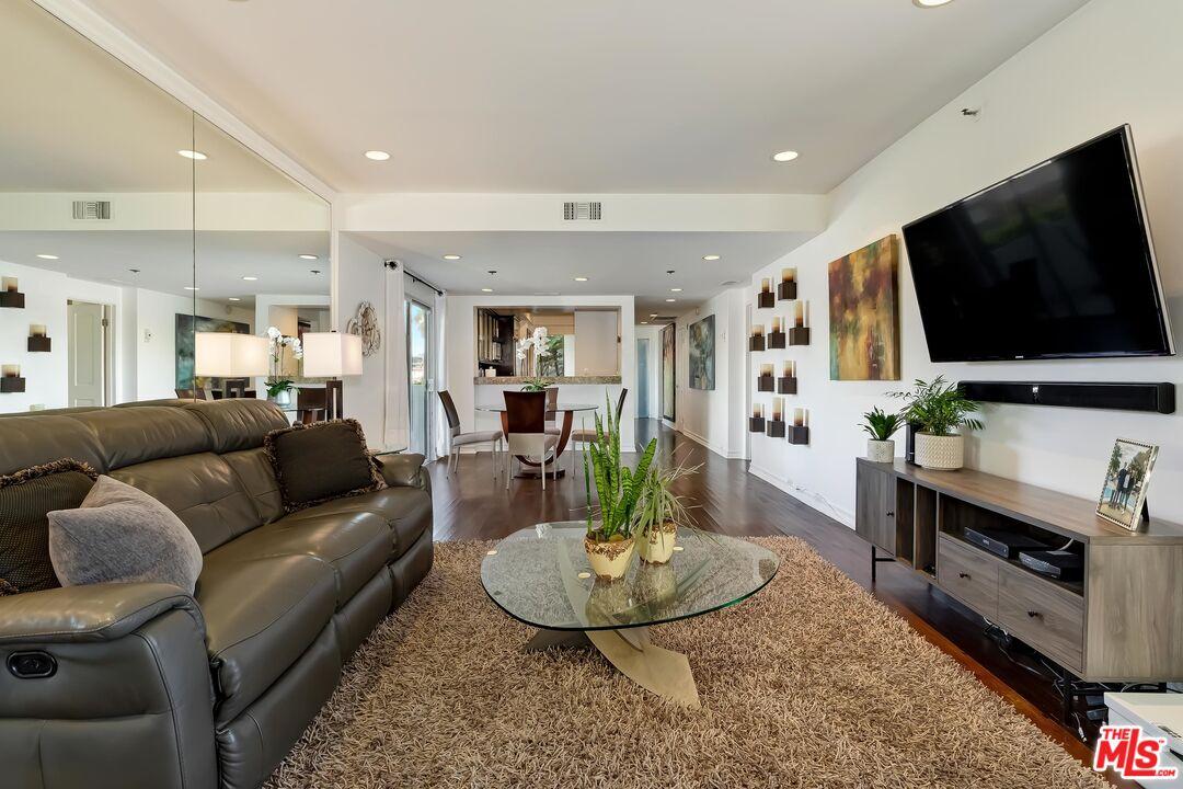 2910 Neilson Way Unit: 313