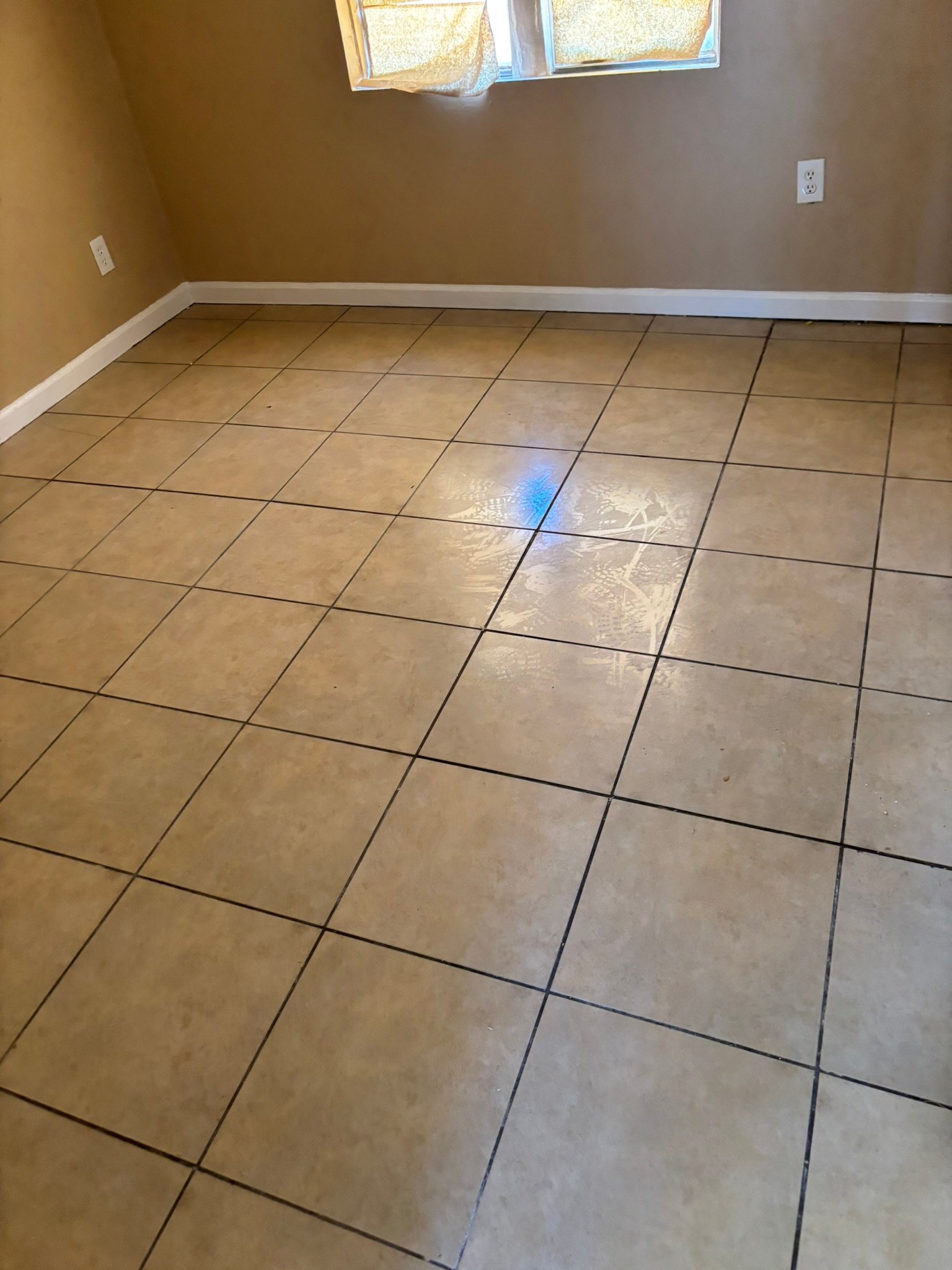 1122 Laurel Ave Las Vegas, NV 89104