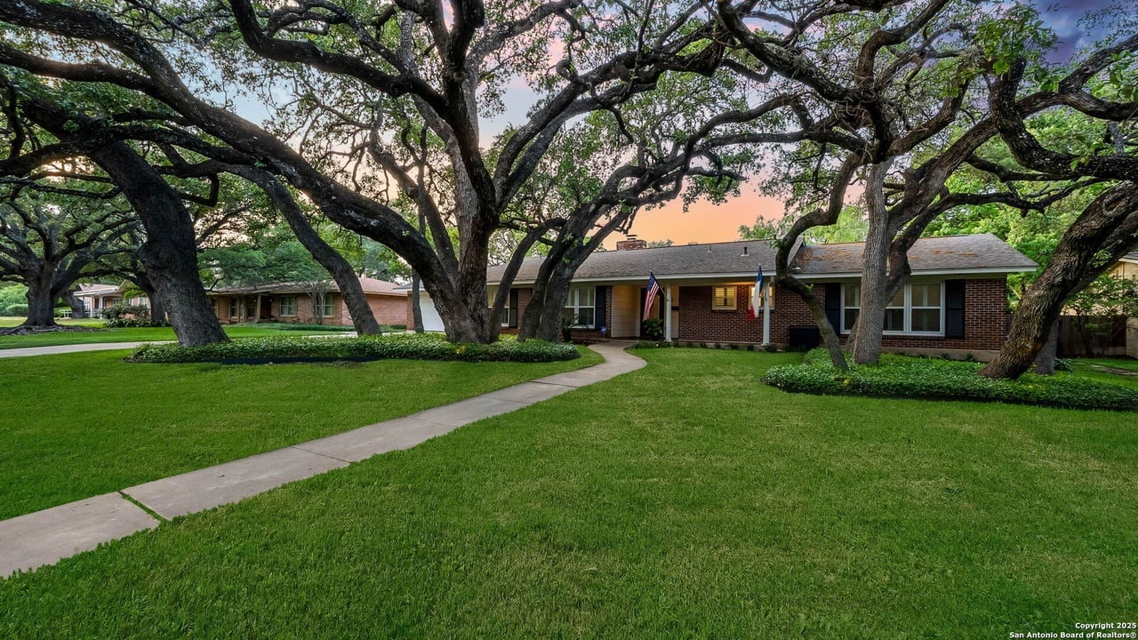 511 Country Lane