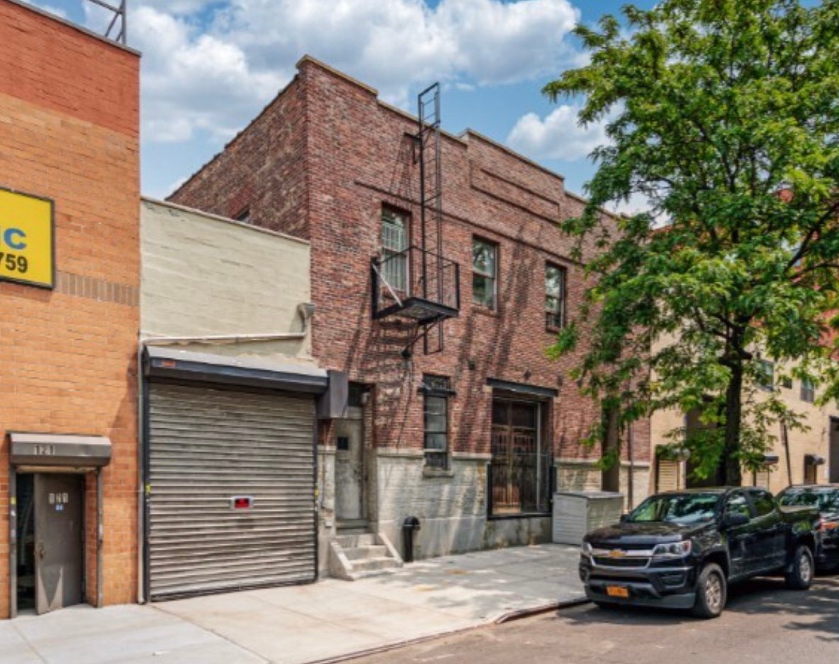 Garge + Brick Exterior 129 11th Street