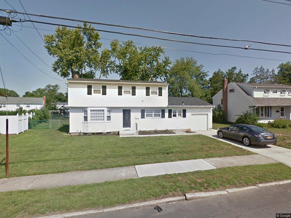 656 N Dyre Ave