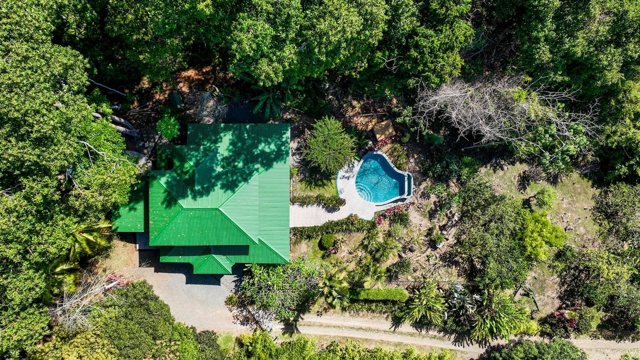 Whale’s Tail Ocean View Estate with Extra Lot in Uvita