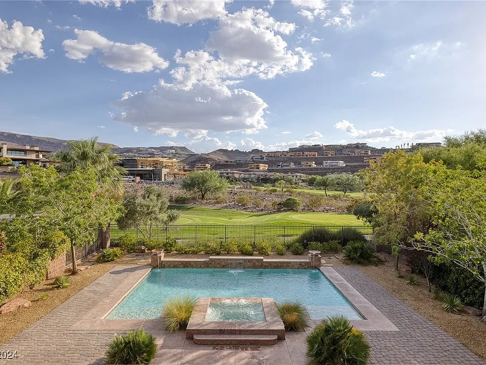 1409 Foothills Village Dr