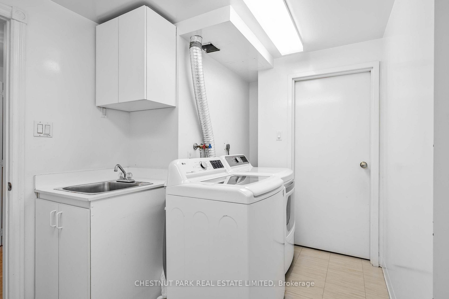 PENTHOUSE FOR DOWNSIZERS