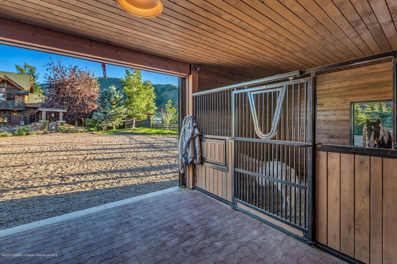 160 Red Rock Rd