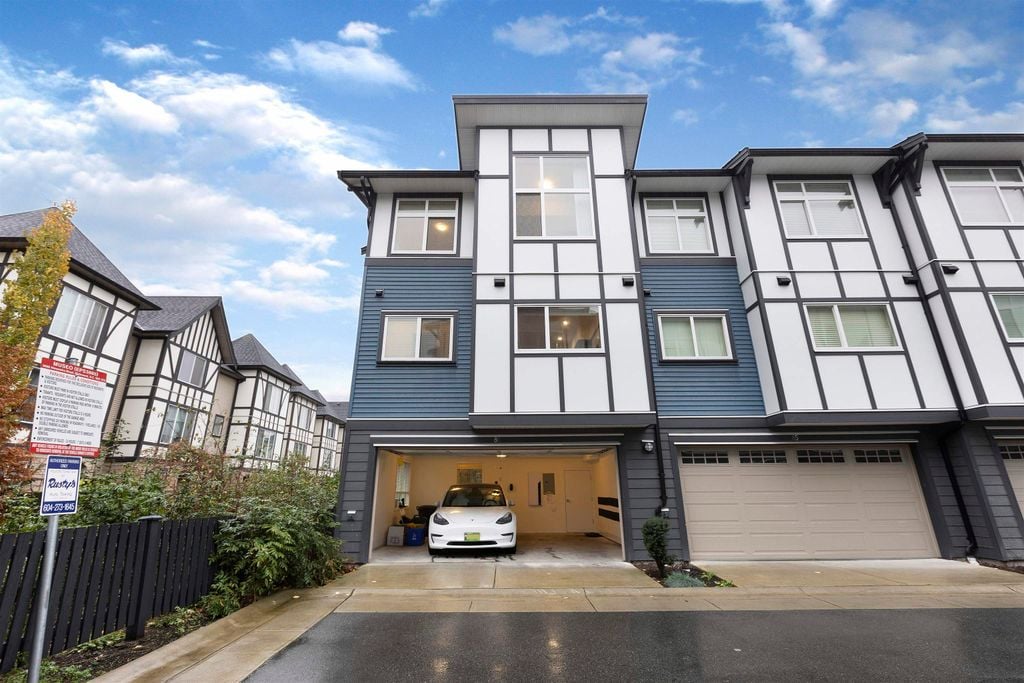 9680 Alexandra Rd, #86